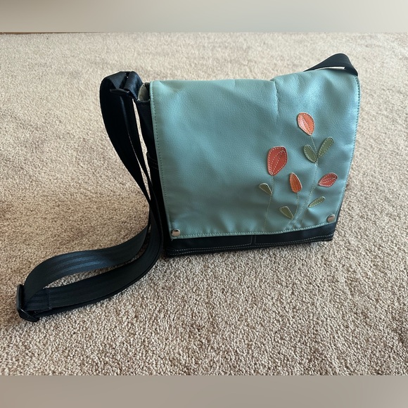 Queen Bee Handbags - Queen Bee Trucker Messenger Bag